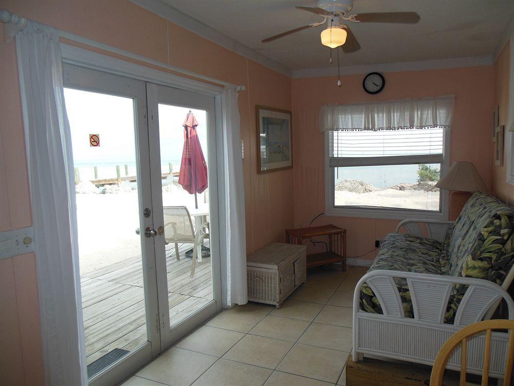 Yellowtail Inn Marathon Exterior photo